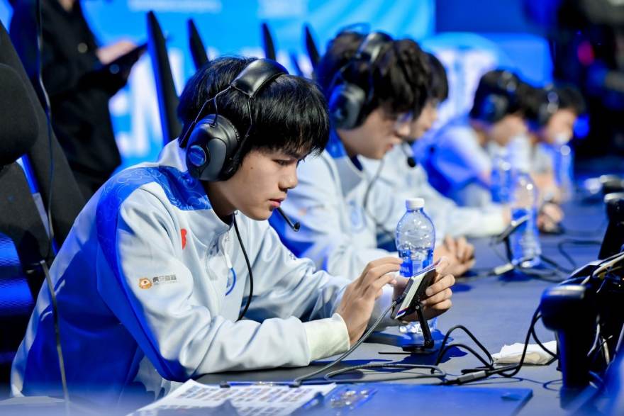 赛季中段选手数据榜解读：位置职责不同，别用一把尺子量所有人